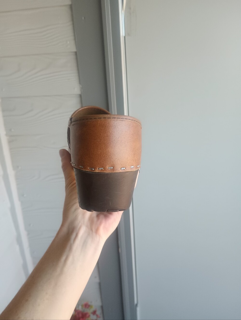Clogs - Picture 12 of 12